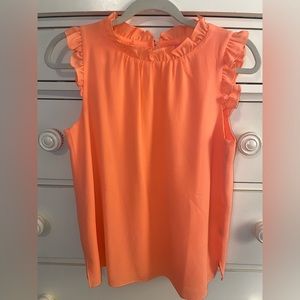 Lilly Pulitzer beautiful sleeveless blouse. NWOT. Size Extra Small.